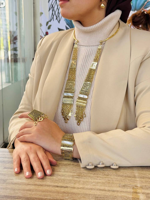 Queen’s Choice Set