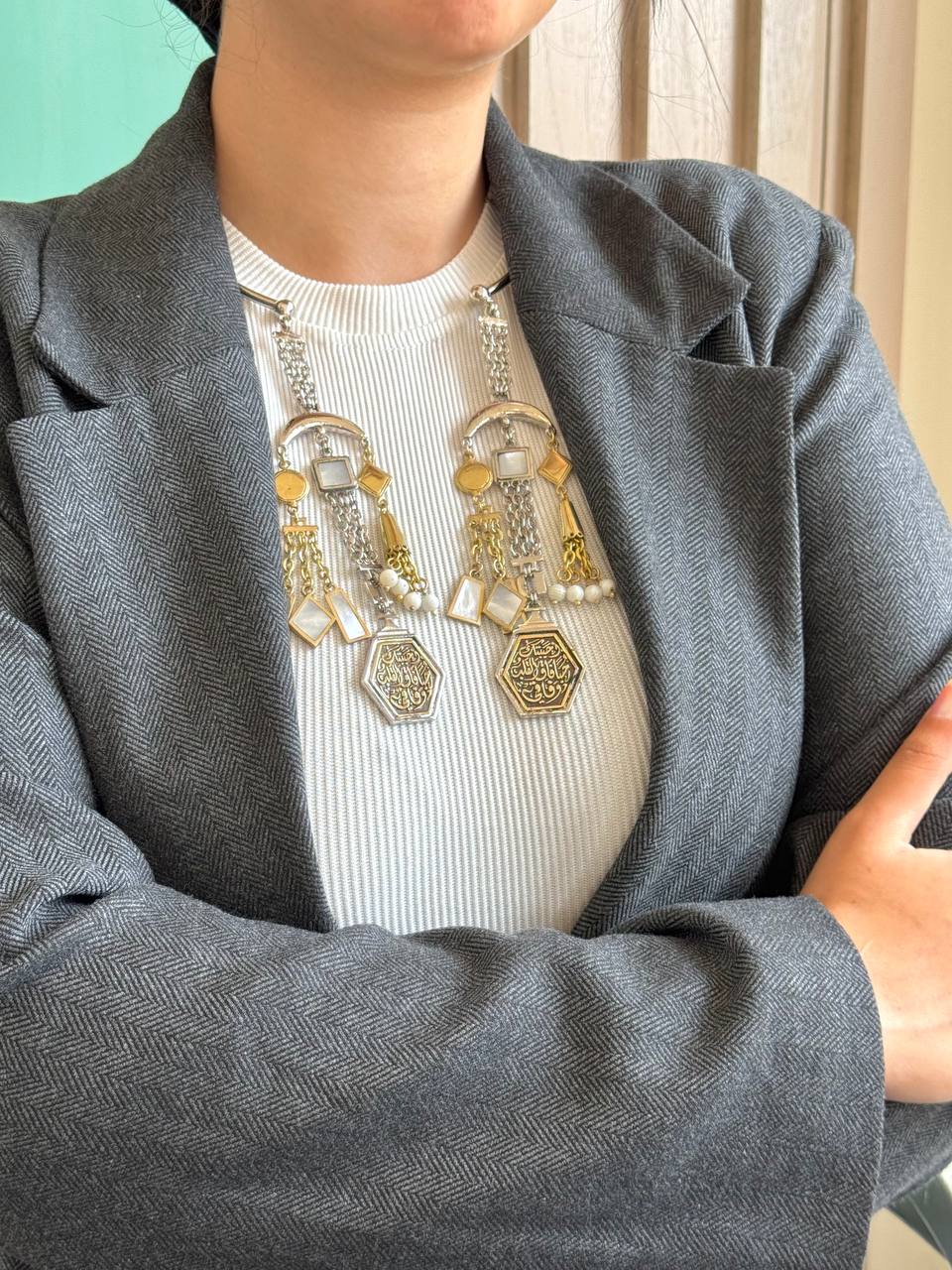 Very Unique Set - طقم اسكارف بألوان مختلفه
