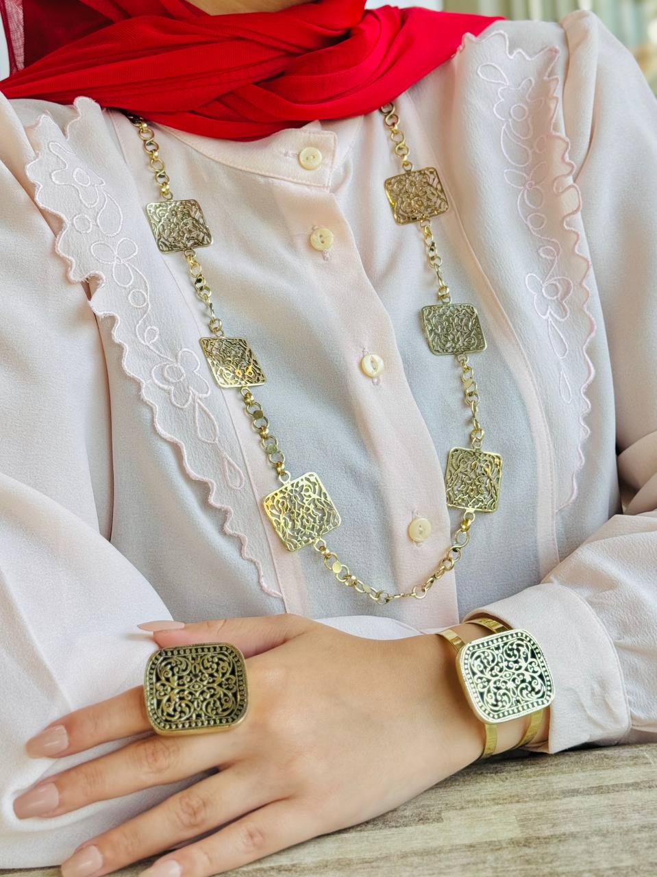 The Simple Shiny Set - طقم النعومة اليومي المفضل